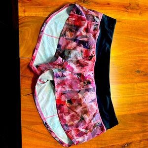 Lululemon Speed shorts!  Like new!  Size 12.  Cute!!